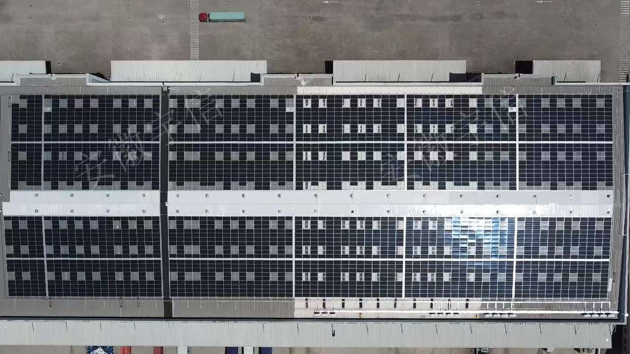 建发集团上海物流园1.716MW BIPV项目.jpg